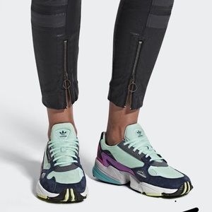 Adidas Falcons Kylie Jenner